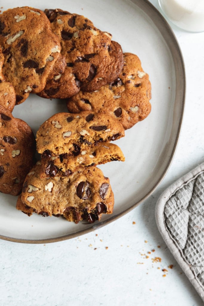 Chocolate Chip Cookies with Walnuts Recipe